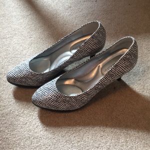 Kelly & Katie patterned heels